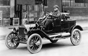 By-1916-55-per-cent-of-all-the-cars-on-the-road-were-Model-T-Fords